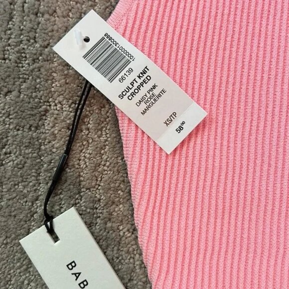 Aritzia Babaton Sculpt Knit square-neck crop tank NWT - Picture 2 of 3